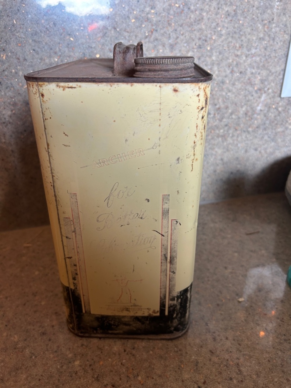 Archer Lubricants Vintage Metal Oil Can - Cream & Black - Picture 4 of 5